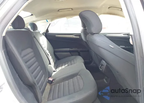 2017 Ford Fusion Se z USA, uszkodzony, nr VIN 3FA6P0H77HR415776